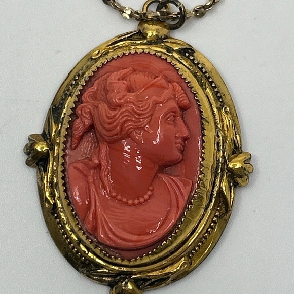 1/20 12k Gold Filled 18” Chain Necklace Coro Sterling Cameo Pendant Red Vintage - Picture 4 of 12